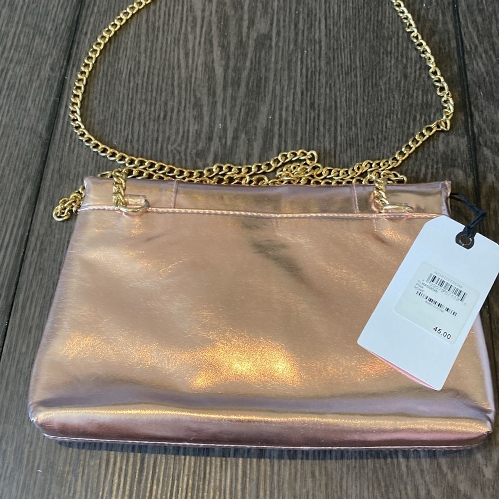 Leith metallic pink cross-body purse. NWT. Gold chain. - Picture 12 of 12